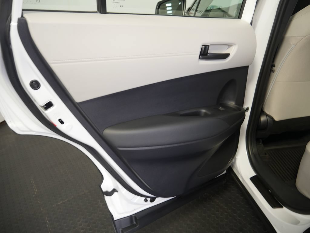 Used 2024 Toyota Corolla Cross L AWD/4WD image 12
