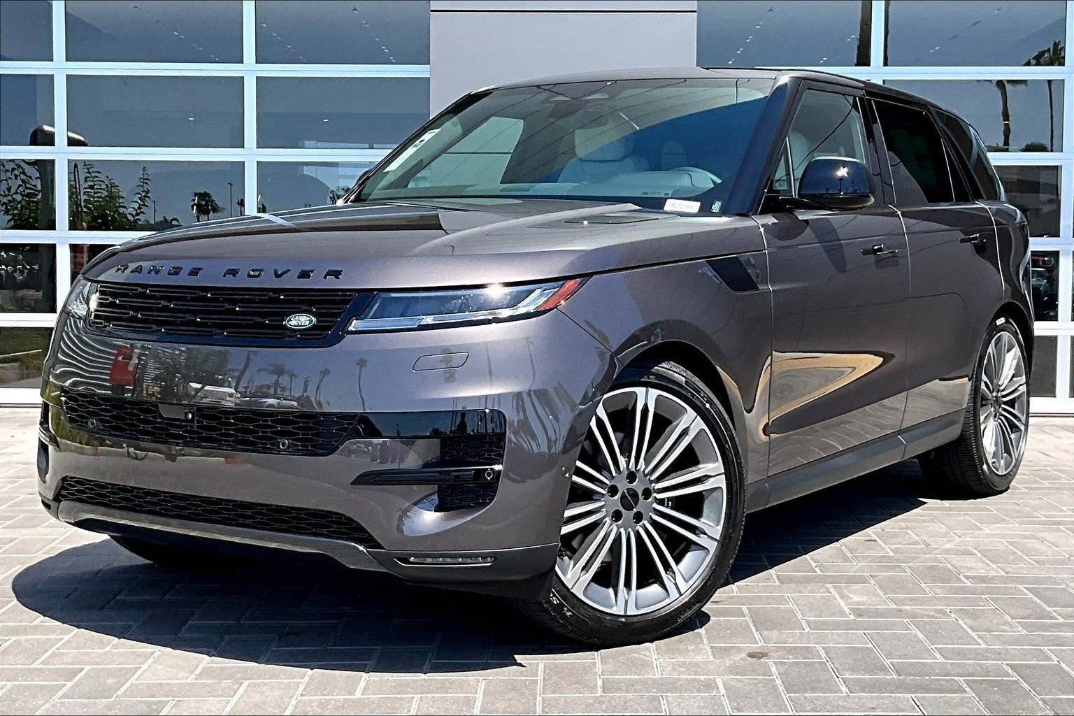 New 2026 Land Rover Range Rover Sport SE image 1