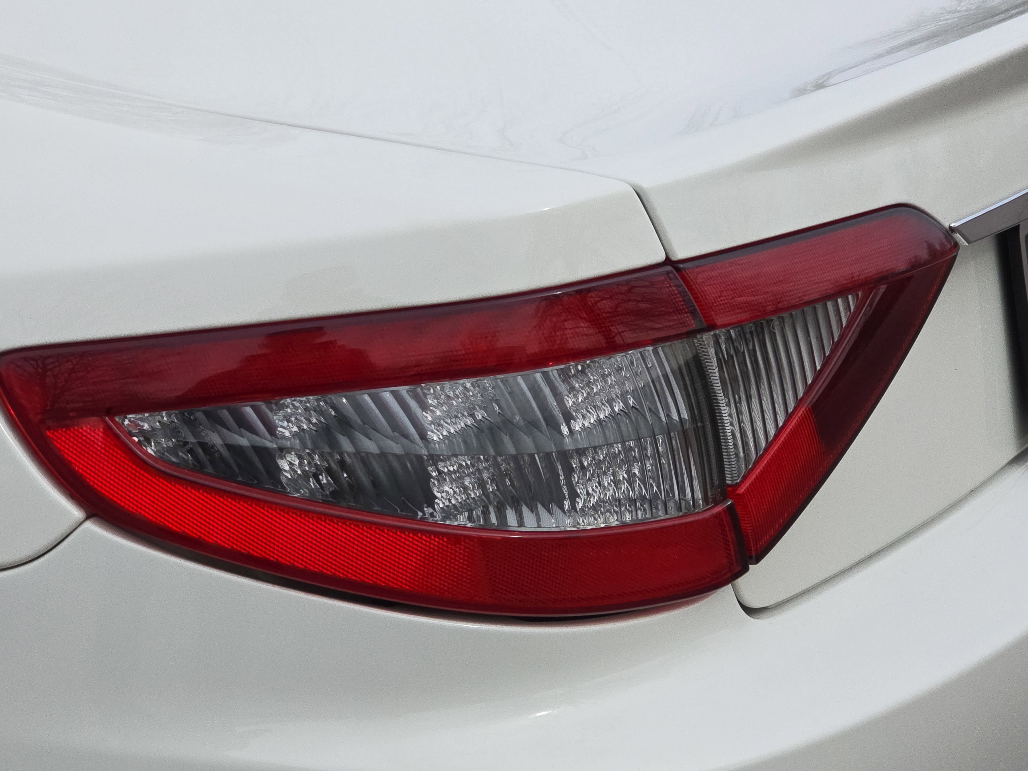 Used 2018 Maserati GranTurismo Sport RWD image 33