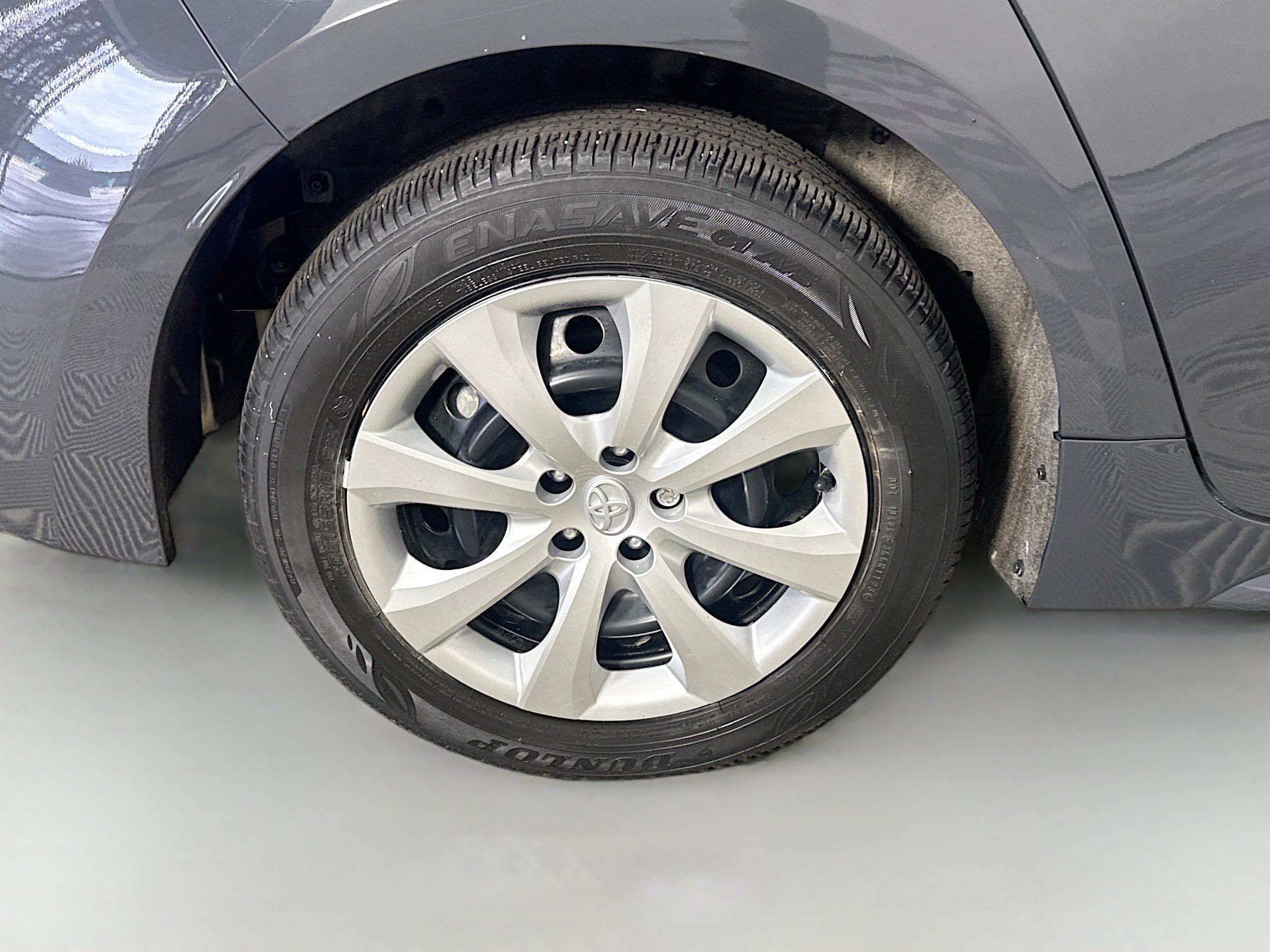 Used 2023 Toyota Corolla LE FWD image 32