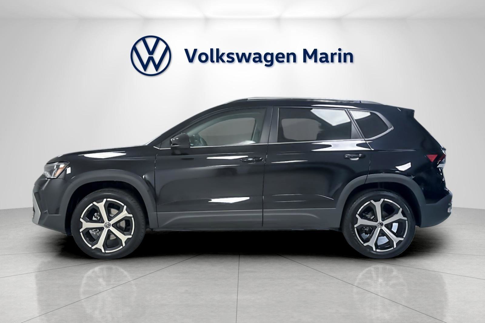 New 2025 Volkswagen Taos SEL image 2