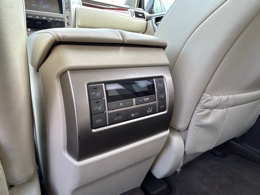 Used 2016 Lexus GX 460 w/ Premium Package AWD/4WD image 14
