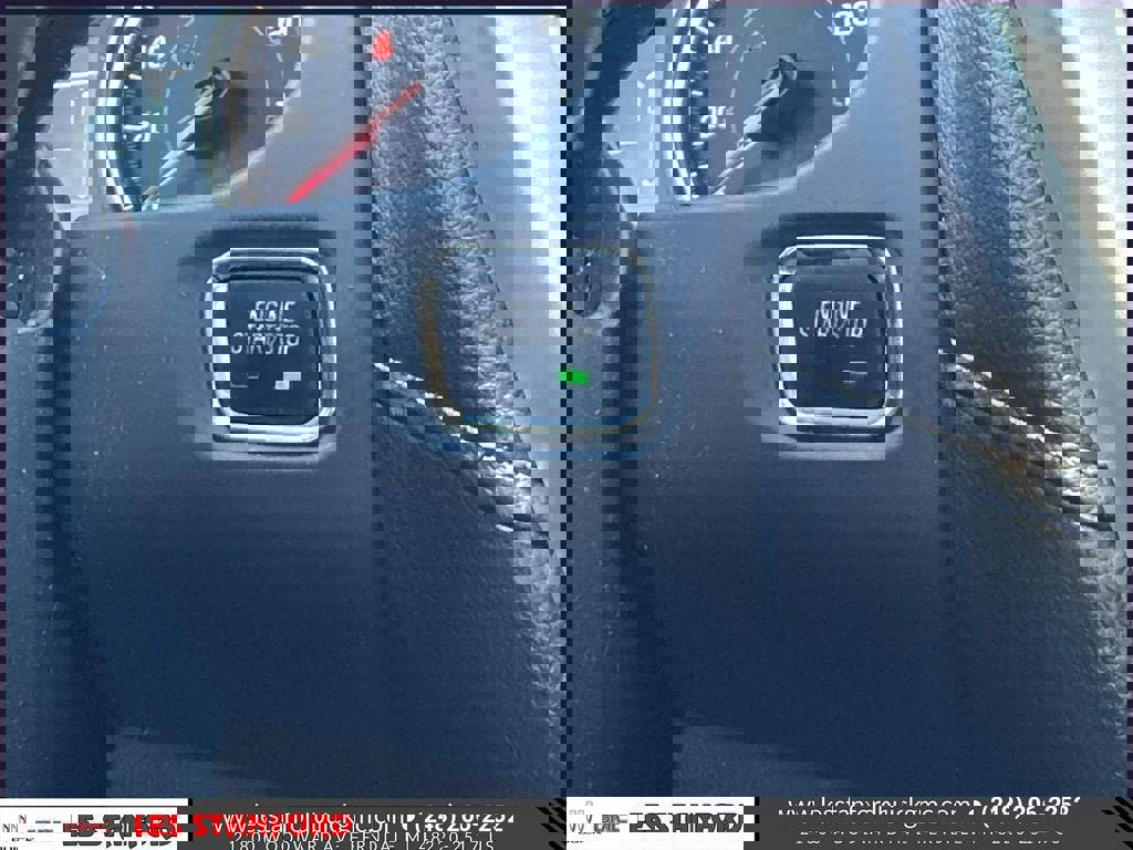 Used 2018 GMC Acadia SLT w/ LPO, Floor Liner Package image 28