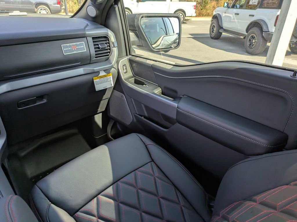 New 2026 Ford F150 XLT w/ Equipment Group 303A High image 19