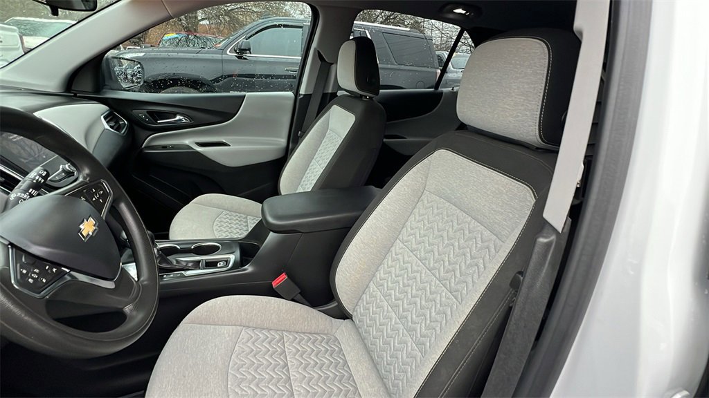 Used 2023 Chevrolet Equinox LS image 14