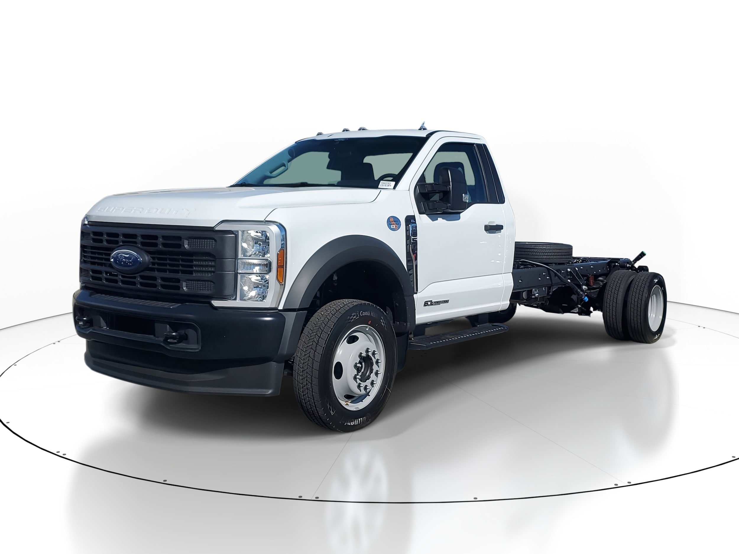 New 2026 Ford F550 4x4 Regular Cab Super Duty image 3