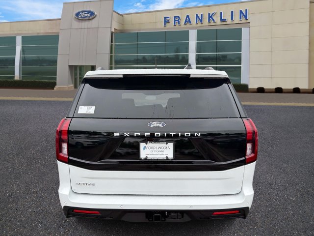 New 2026 Ford Expedition Active RWD image 6