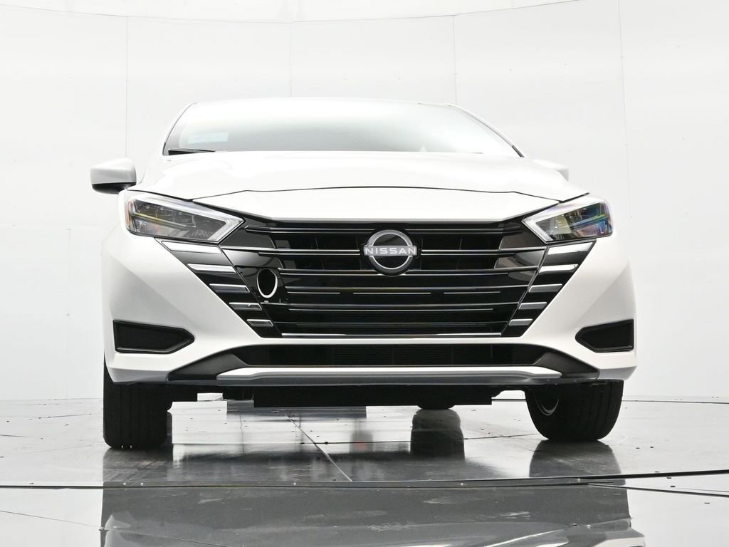 New 2025 Nissan Versa SV w/ Trunk Package FWD image 32