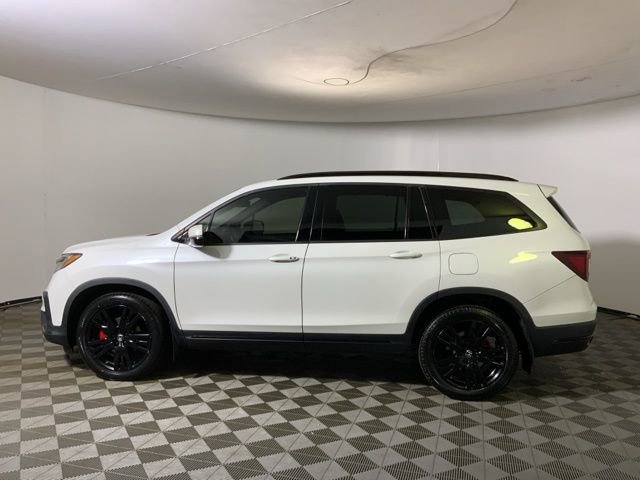 Used 2021 Honda Pilot Black Edition image 10