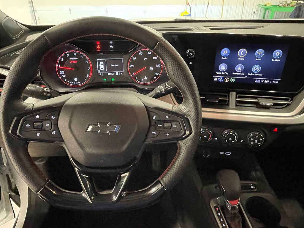 Used 2024 Chevrolet Trax RS w/ Driver Confidence Package image 32