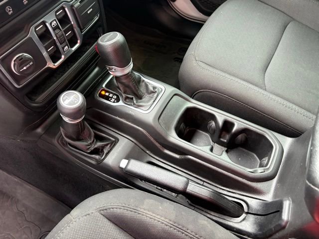 Used 2022 Jeep Gladiator Sport image 32