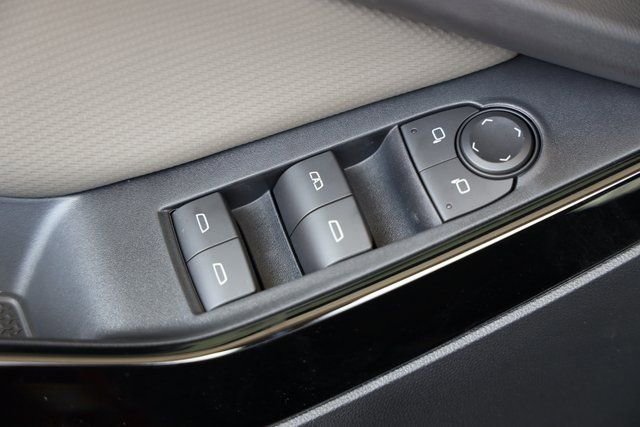 New 2026 Chevrolet Equinox LT w/ Convenience Package II image 20