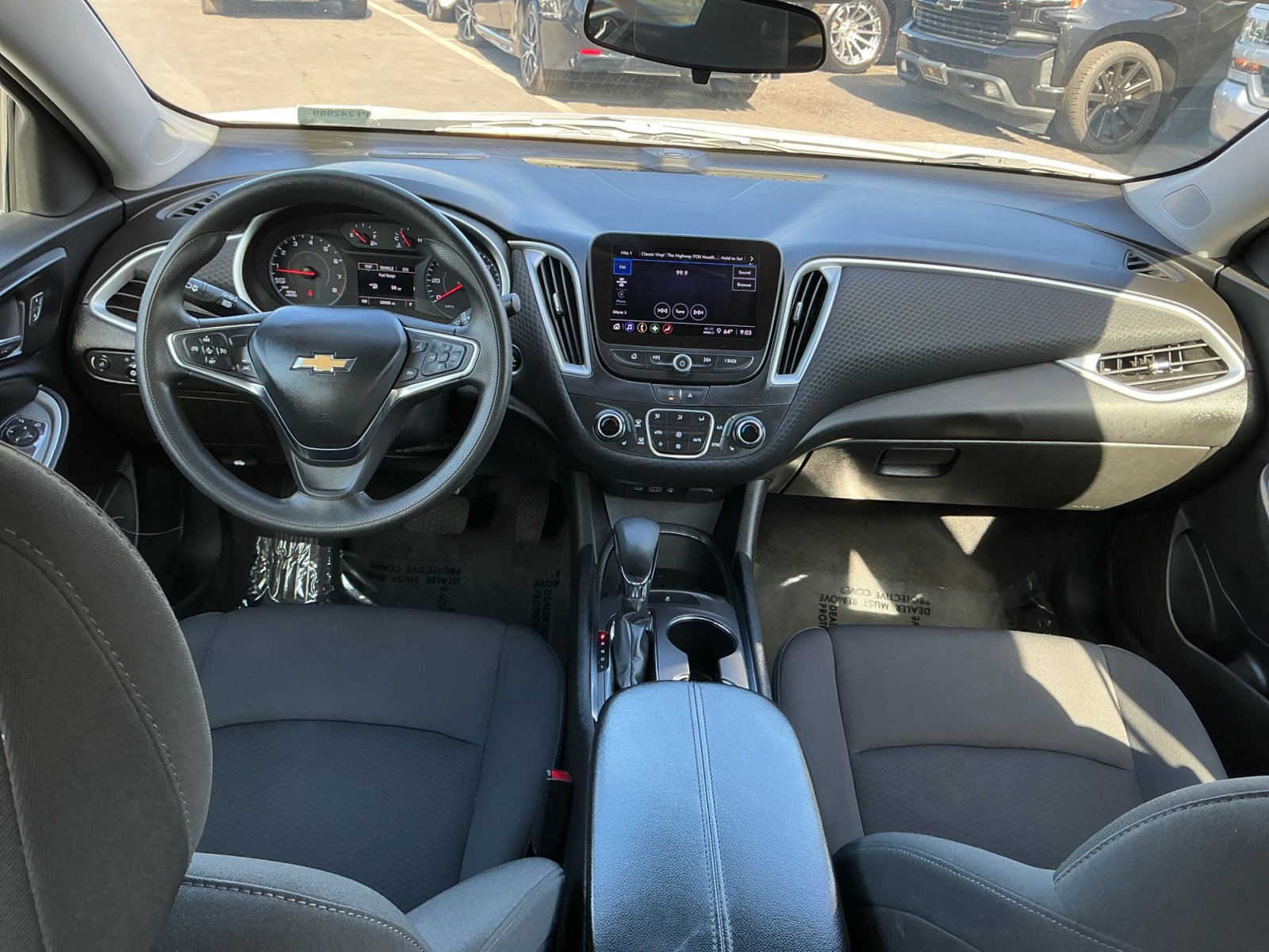 Used 2023 Chevrolet Malibu LT FWD image 18