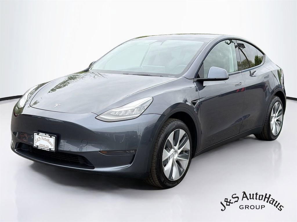 Used 2020 Tesla Model Y Long Range AWD/4WD image 3