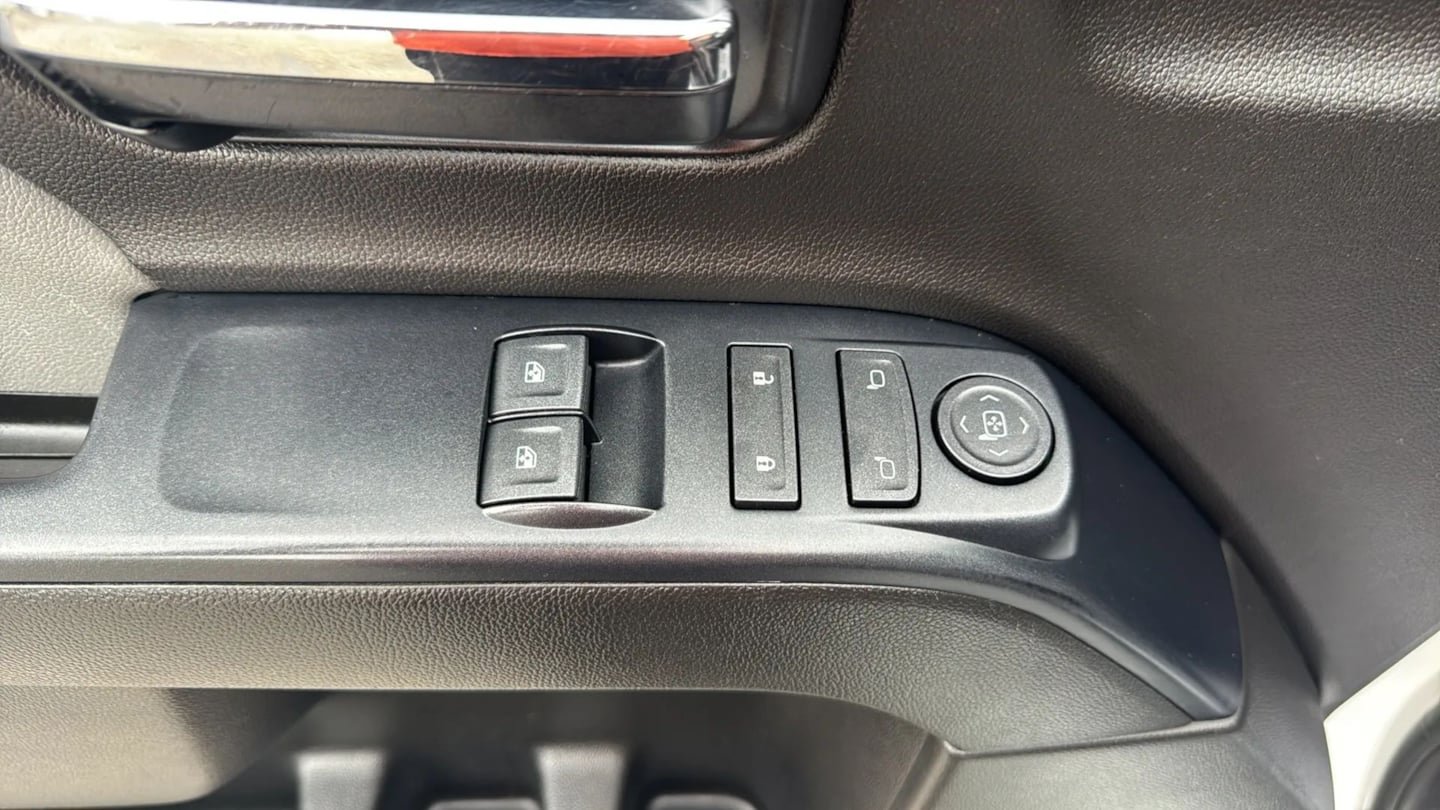 Used 2018 GMC Sierra 1500 2WD Regular Cab image 10