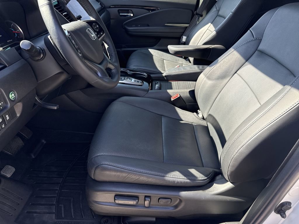 Used 2022 Honda Pilot Elite image 9