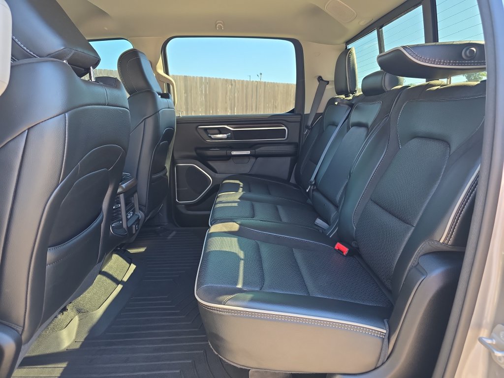 Used 2022 RAM 1500 Laramie RWD image 11