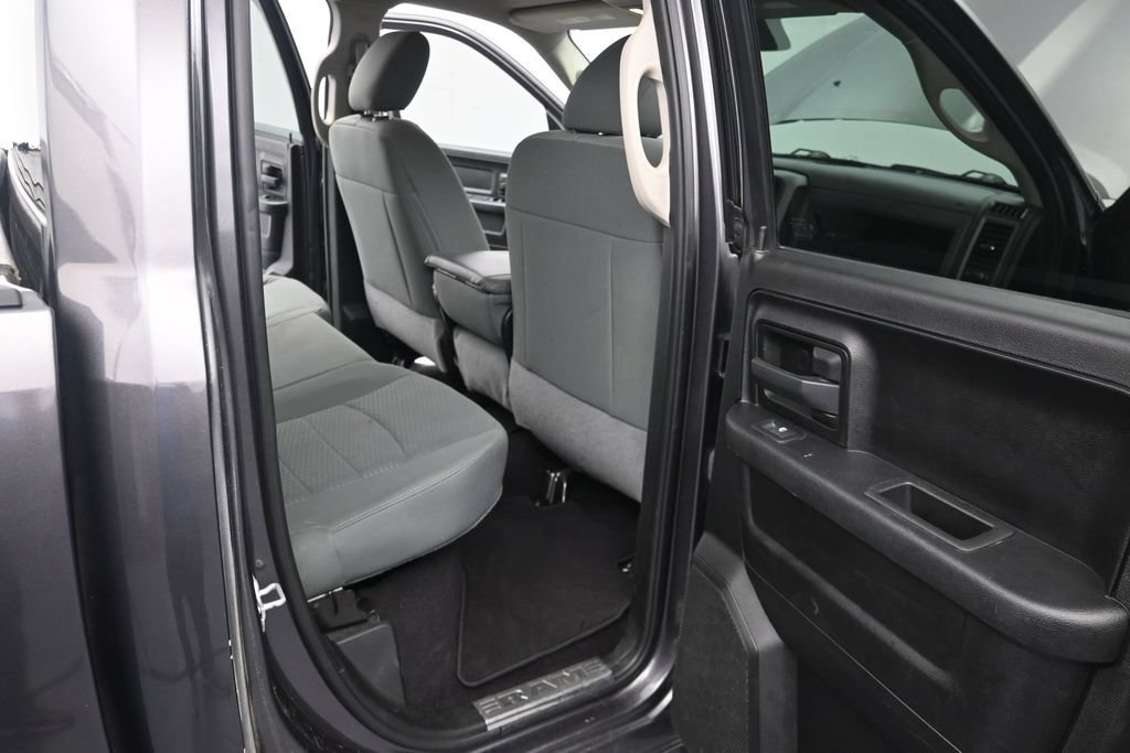 Used 2019 RAM 1500 Express w/ Express Value Package RWD image 11