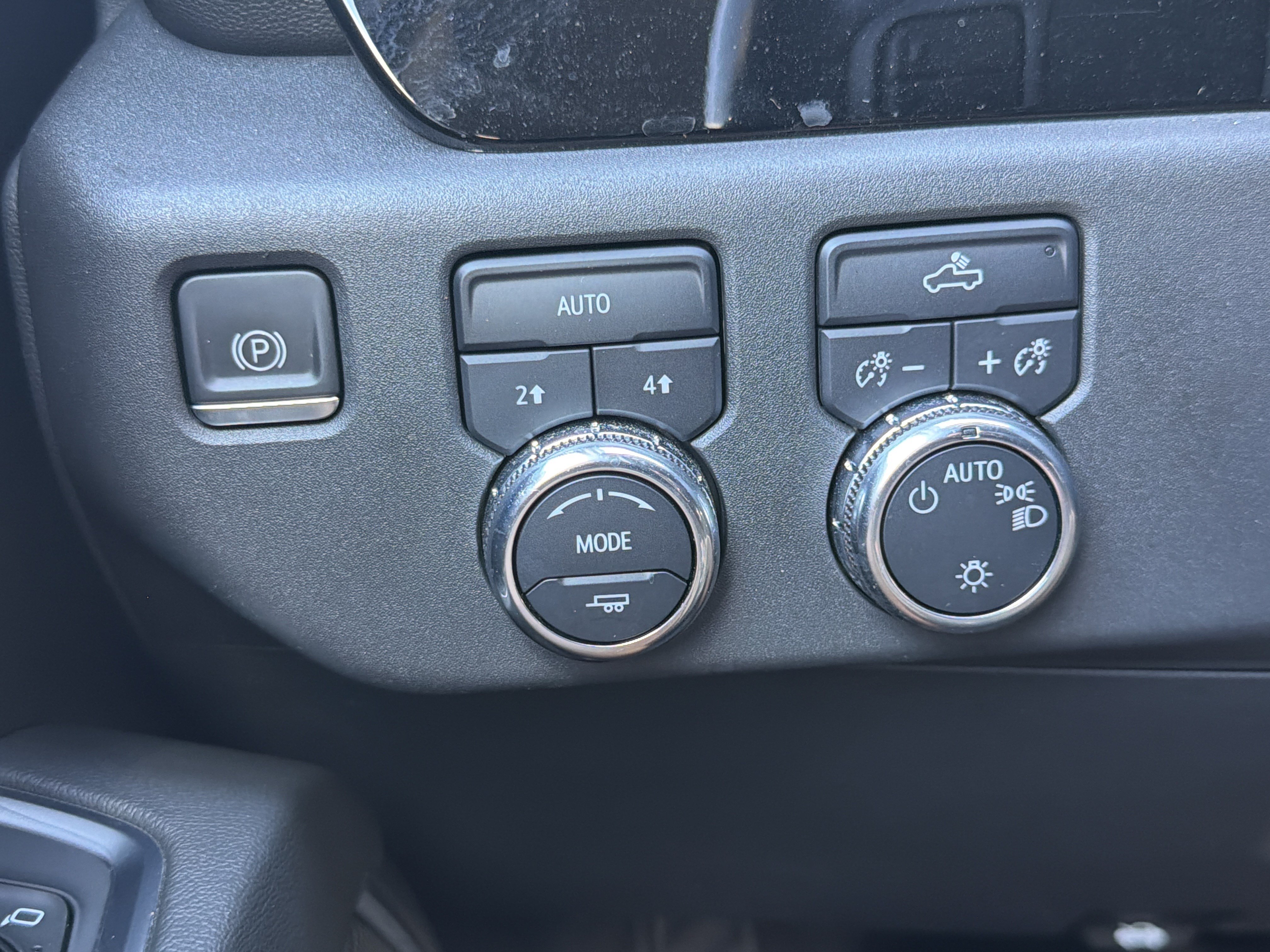 Used 2022 GMC Sierra 1500 SLE AWD/4WD image 31
