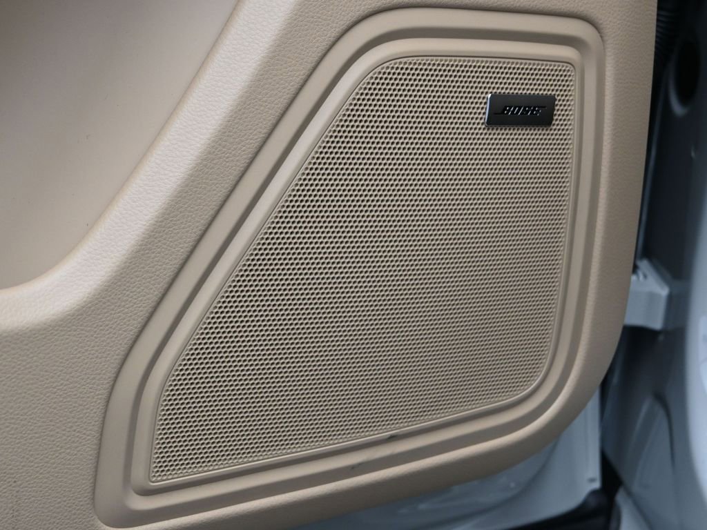 New 2026 Porsche Macan S image 13