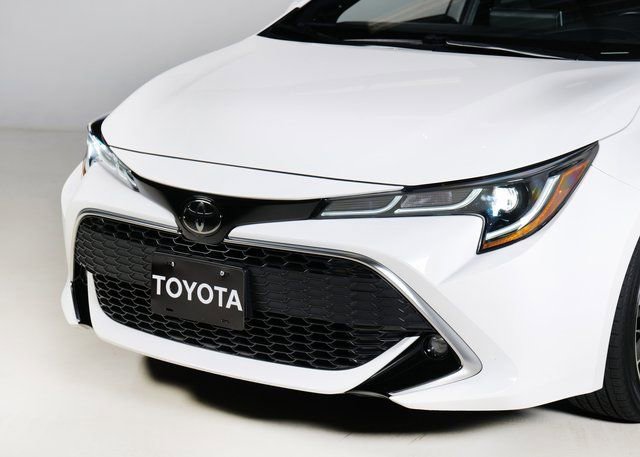 Used 2022 Toyota Corolla XSE image 24