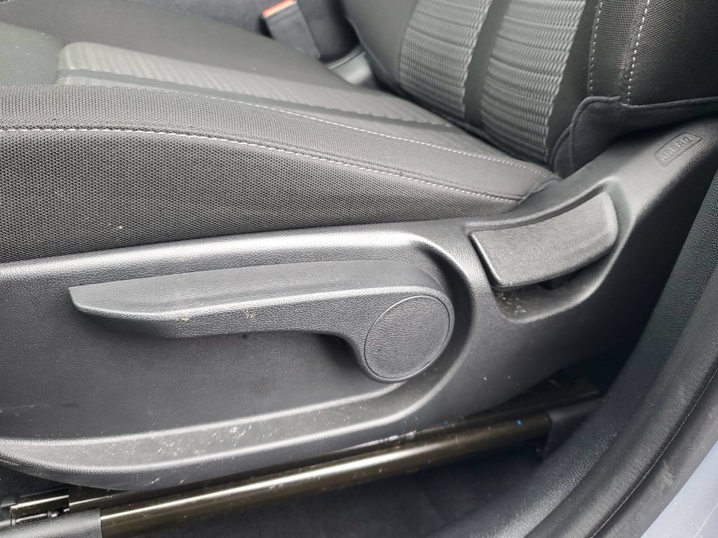Certified 2023 Kia Sorento LX AWD/4WD image 13