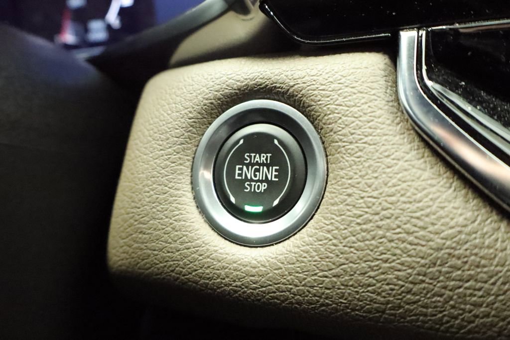 Used 2023 GMC Canyon Denali image 41