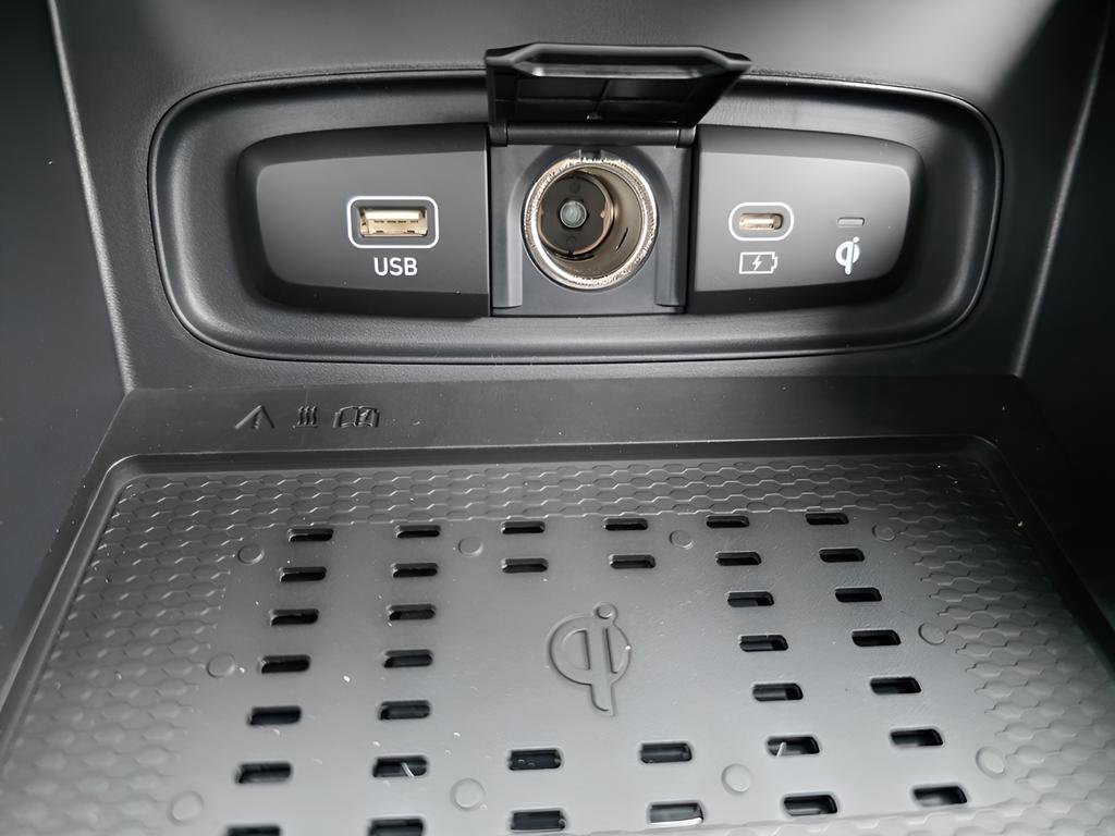 New 2026 Hyundai Venue SEL image 21