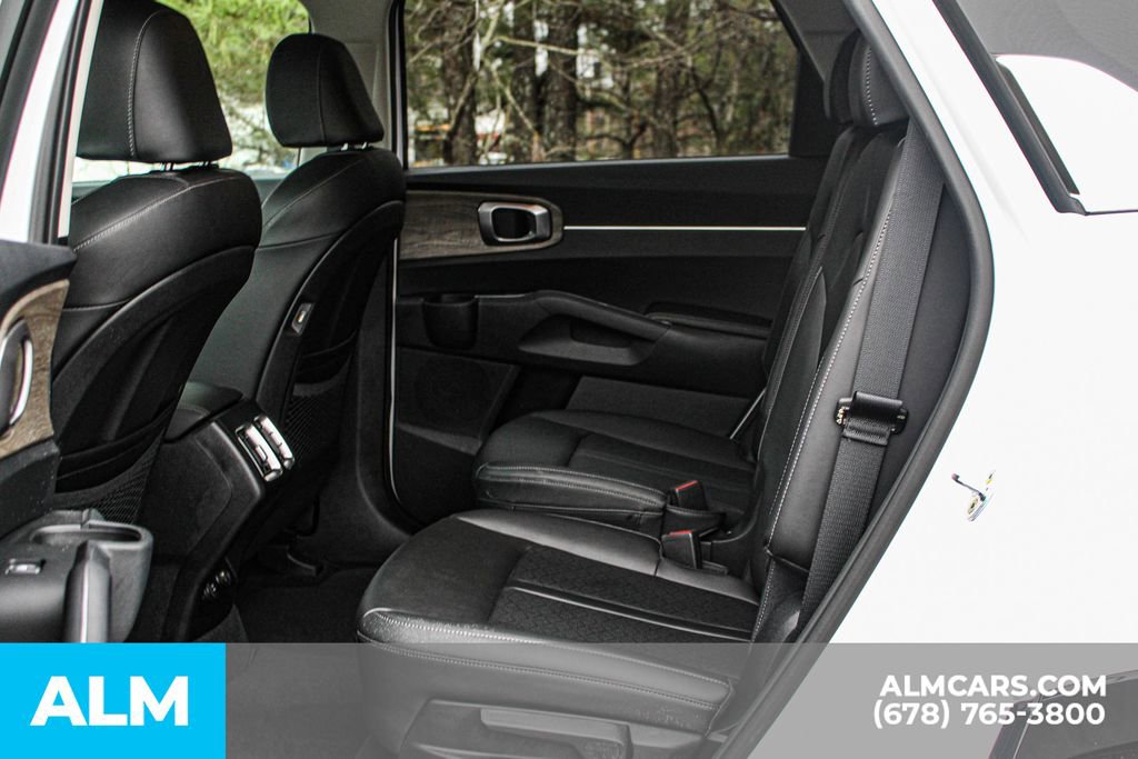 Used 2023 Kia Sorento EX image 18