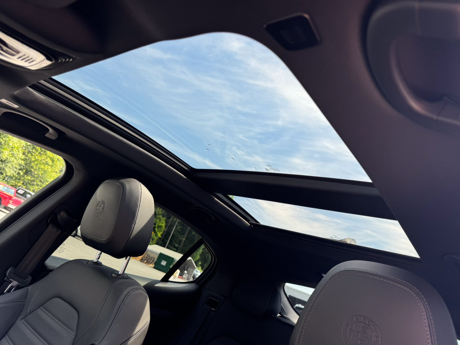 Used 2025 Alfa Romeo Stelvio Sprint w/ Veloce Package AWD/4WD image 10
