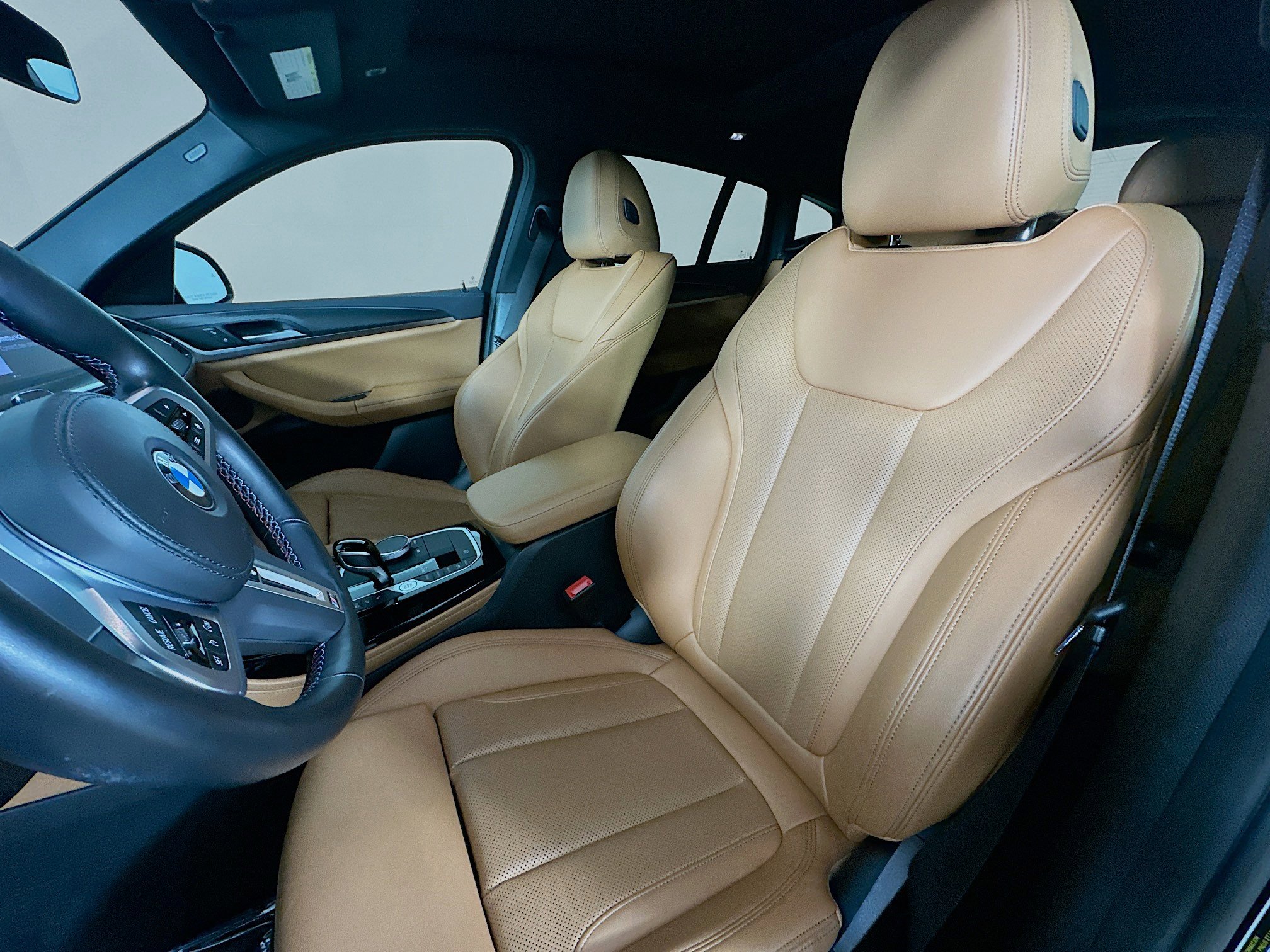 Used 2022 BMW X4 M40i w/ Parking Assistance Package image 27