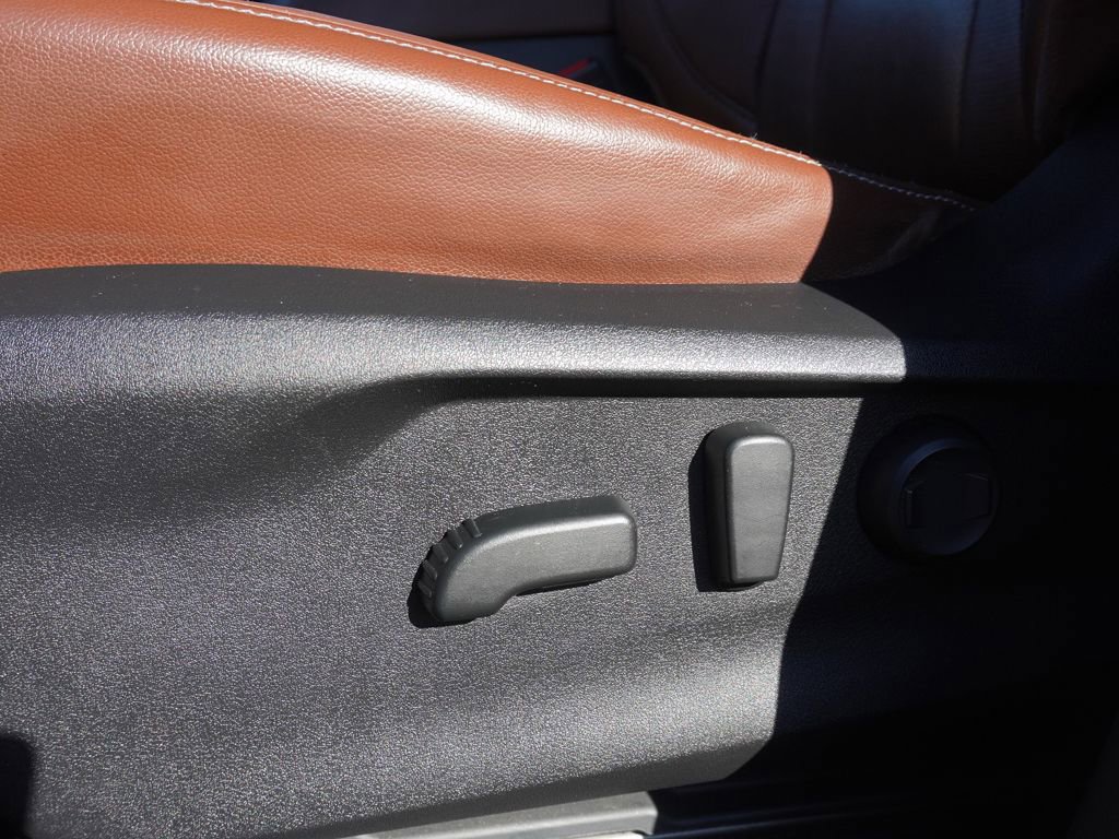 Used 2019 Subaru Ascent Touring image 33