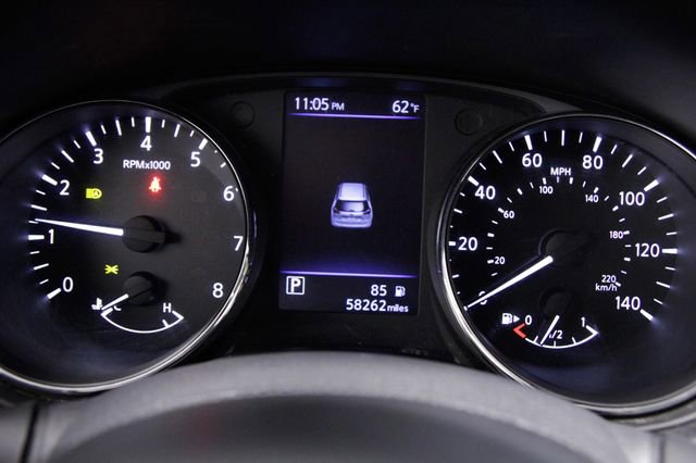 Used 2020 Nissan Rogue SV image 23