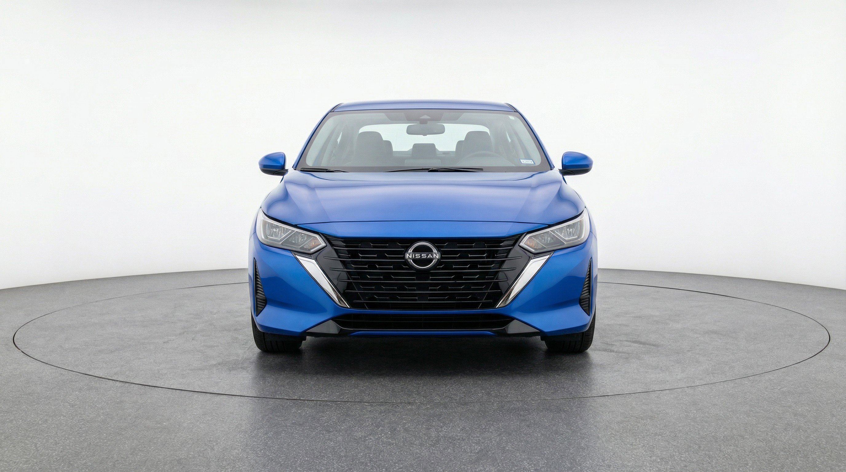 Used 2025 Nissan Sentra SV FWD image 2