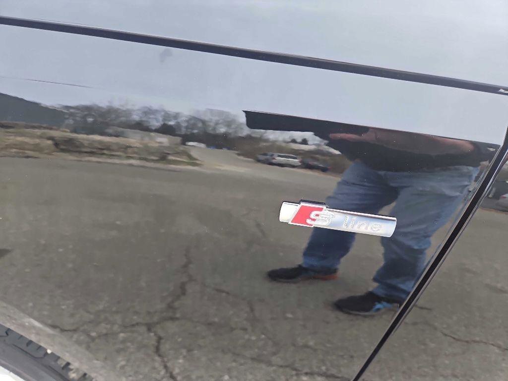 Used 2021 Audi A4 2.0T Premium Plus w/ Premium Plus Package image 15