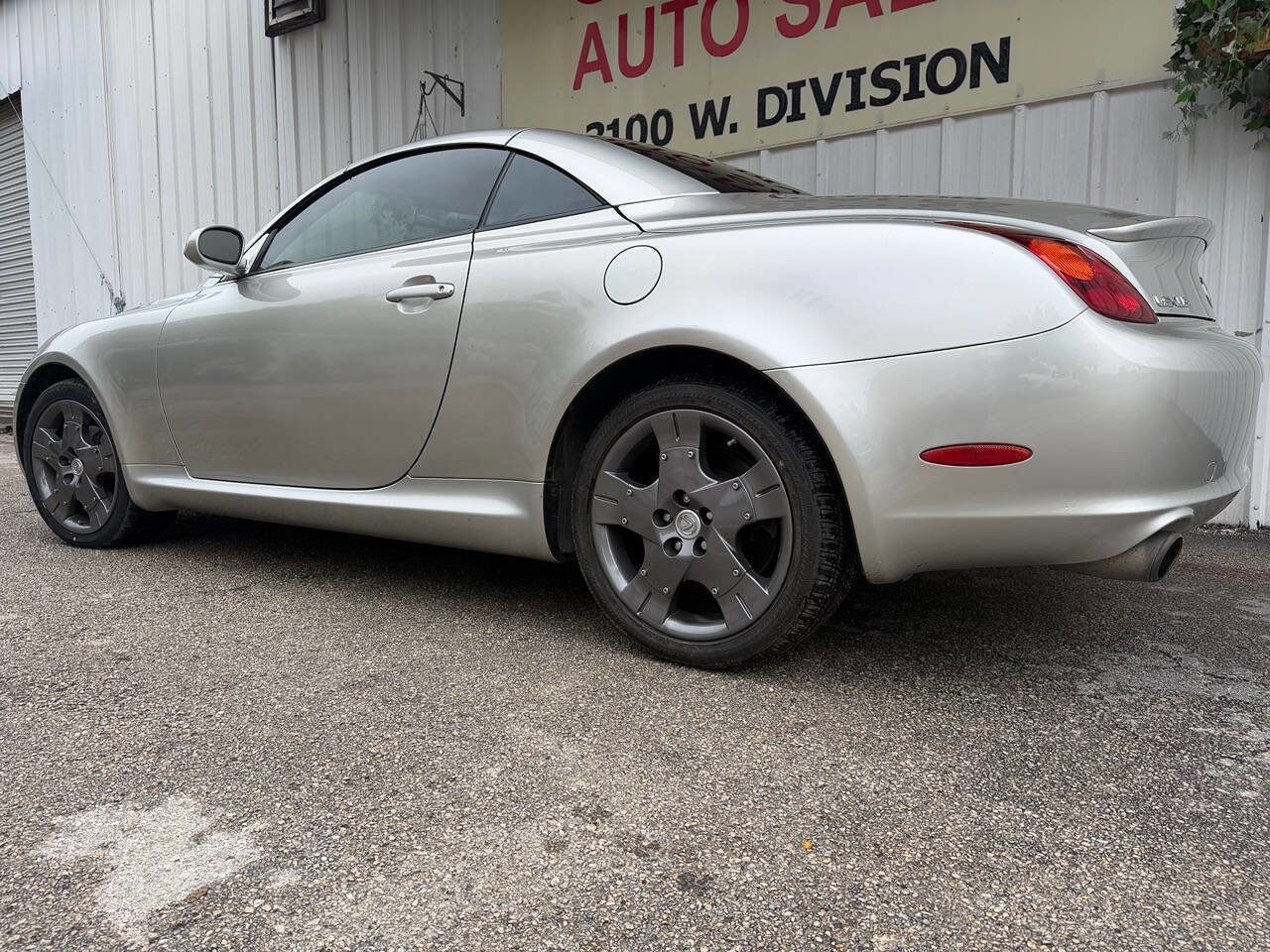 Used 2005 Lexus SC 430 Convertible RWD image 8
