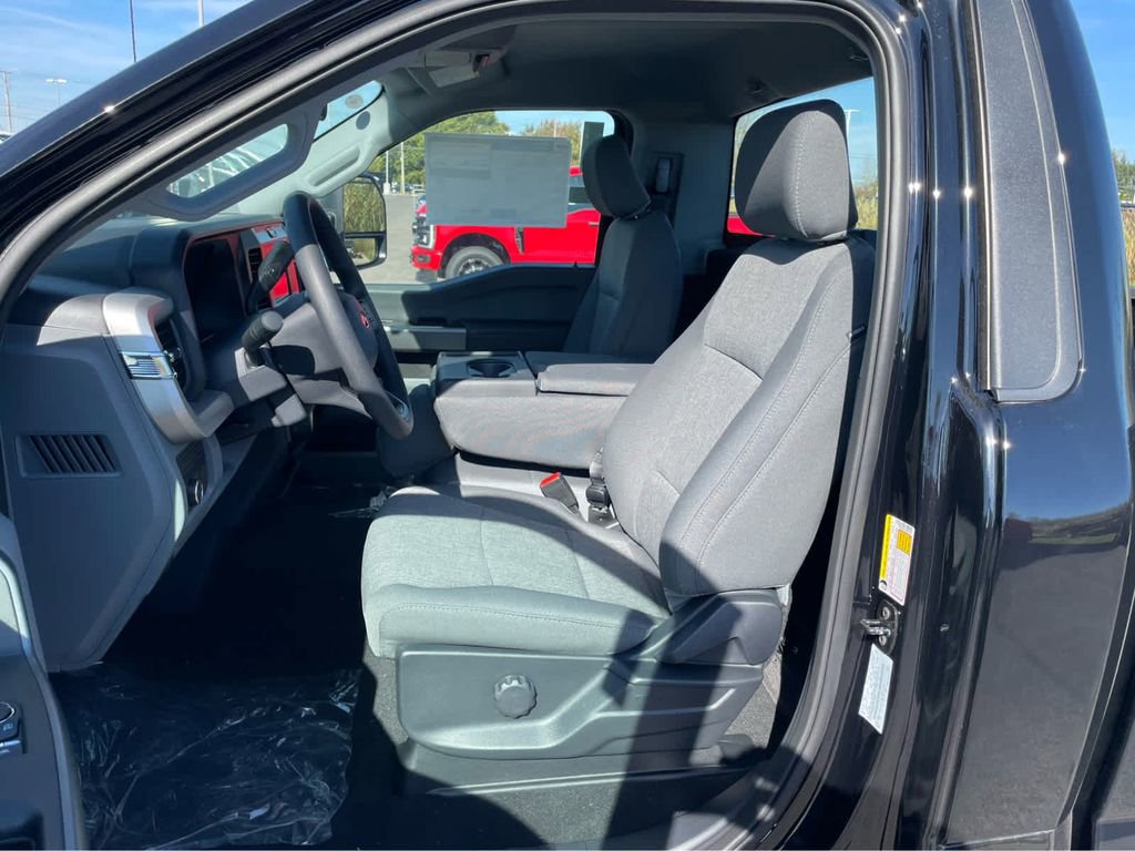 New 2026 Ford F350 XL w/ STX Appearance Package AWD/4WD image 15