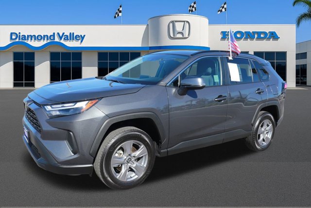 Used 2025 Toyota RAV4 XLE image 3