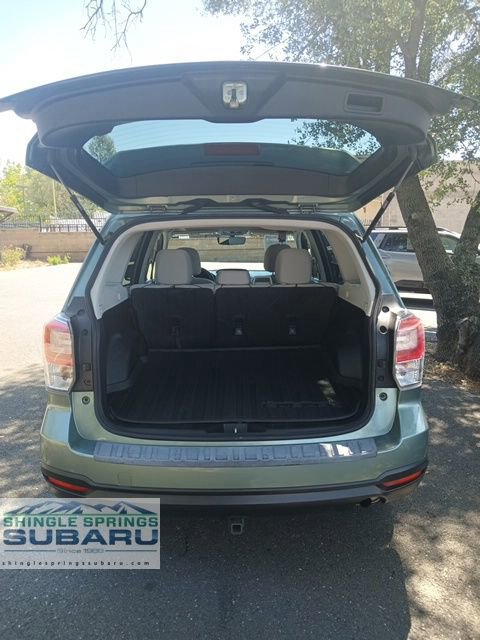 Used 2018 Subaru Forester 2.5i Premium w/ All-Weather Package AWD/4WD image 27