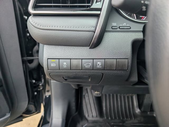 Used 2024 Toyota Camry LE FWD image 8