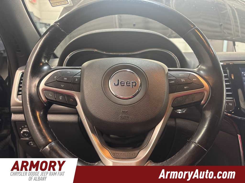 Used 2020 Jeep Grand Cherokee Laredo w/ 18" Wheel & 8.4" Radio Group image 13