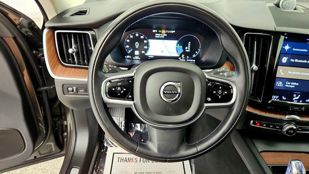 Used 2018 Volvo XC60 T8 Inscription w/ Advanced Package AWD/4WD image 14