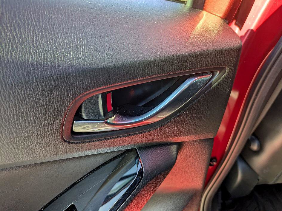 Used 2018 MAZDA MAZDA3 Touring image 24