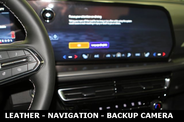 New 2025 Chevrolet Traverse LT w/ Driver Confidence Package image 19