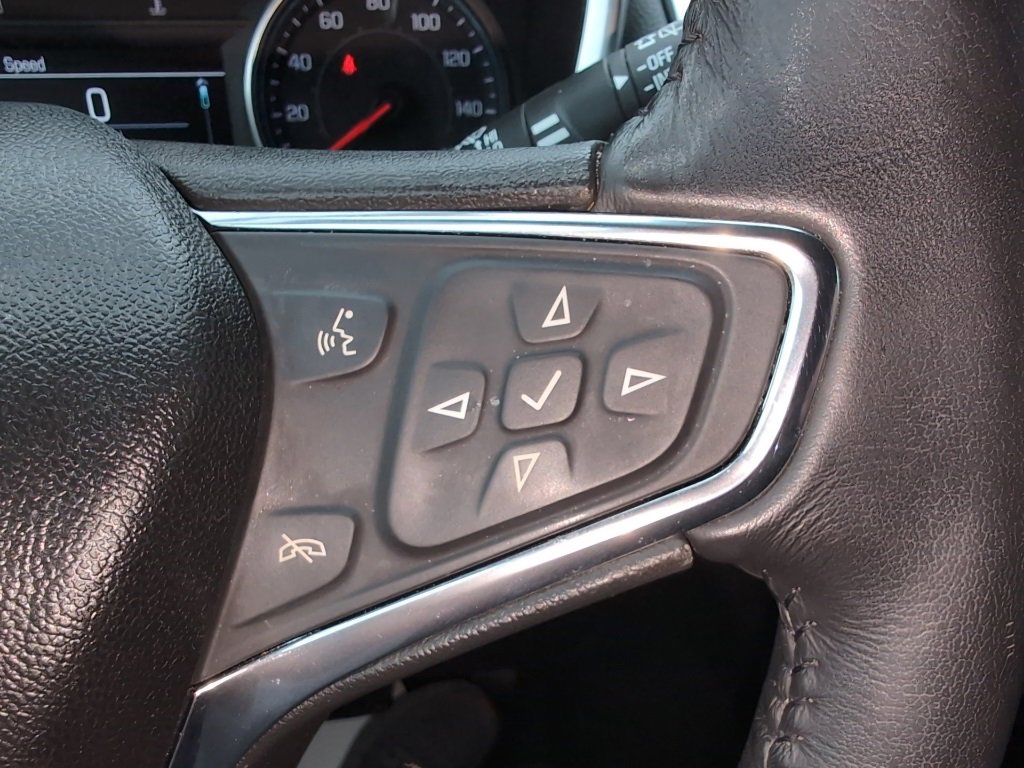 Used 2018 Chevrolet Equinox LT w/ Sun & Infotainment Package image 16