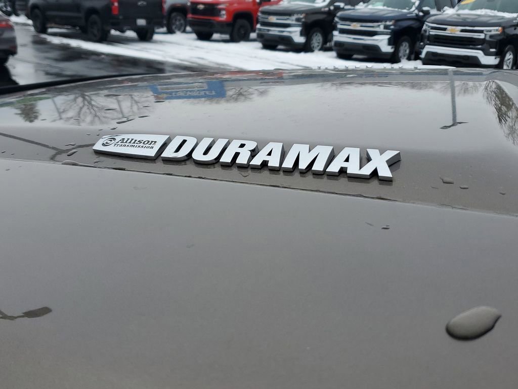 Used 2015 GMC Sierra 3500 SLT w/ Duramax Plus Package image 7