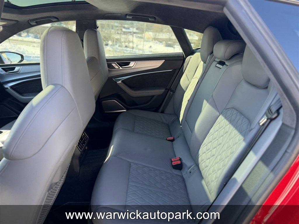 Used 2020 Audi S7 Prestige w/ Prestige Package image 28