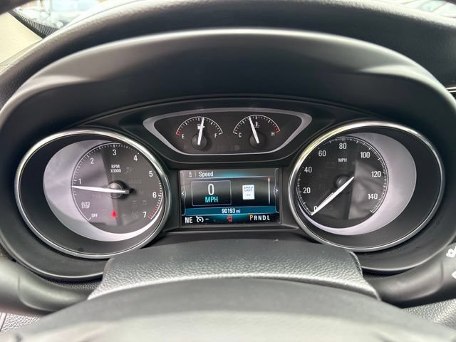 Used 2020 Buick Envision Essence FWD image 37
