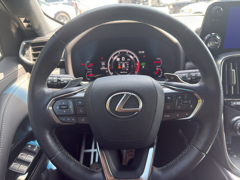 Used 2022 Lexus LX 600 F Sport AWD/4WD image 11