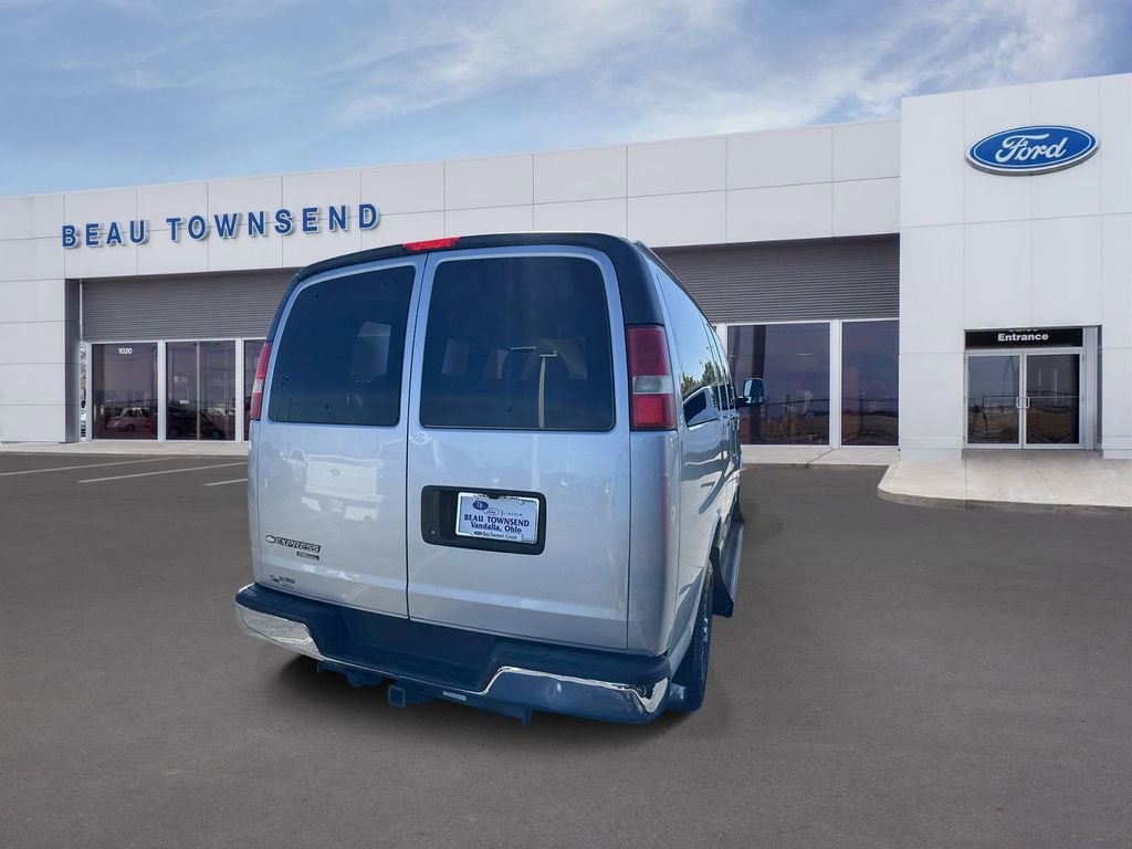 Used 2012 Chevrolet Express 3500 LT w/ LT Preferred Equipment Group image 3